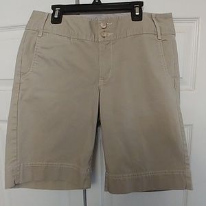 Eddie Bauer Blakely fit shorts size 8
